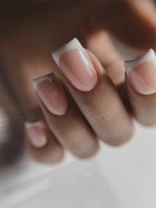 Фотография French zona manicure 3